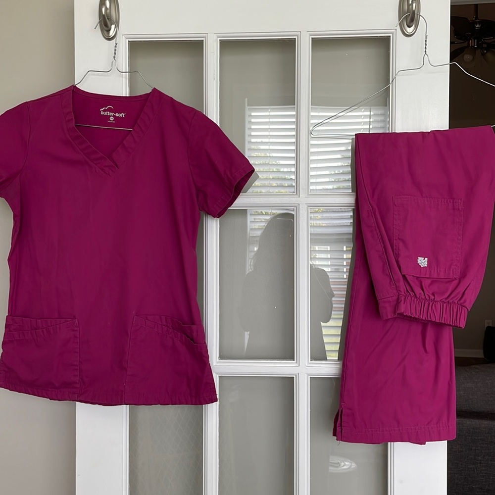 Butter-soft scrub set